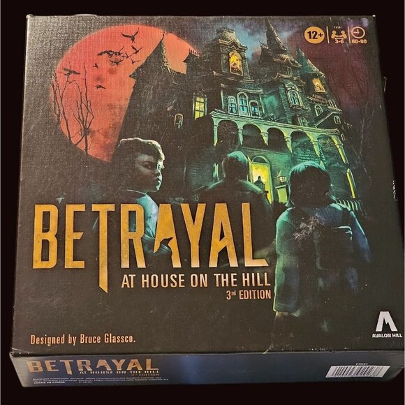 Betrayal at the House on the Hill Board Game Avalon Hill Edition 3 - Picture 1 of 16